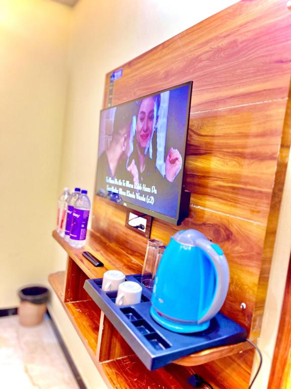 TV a/nebo společenská místnost v ubytování Hotel Agra YS Taj Hotel