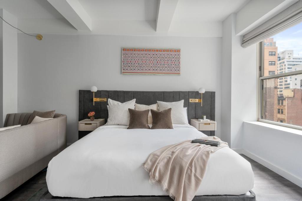 17John - King Studio Con Sofá Cama