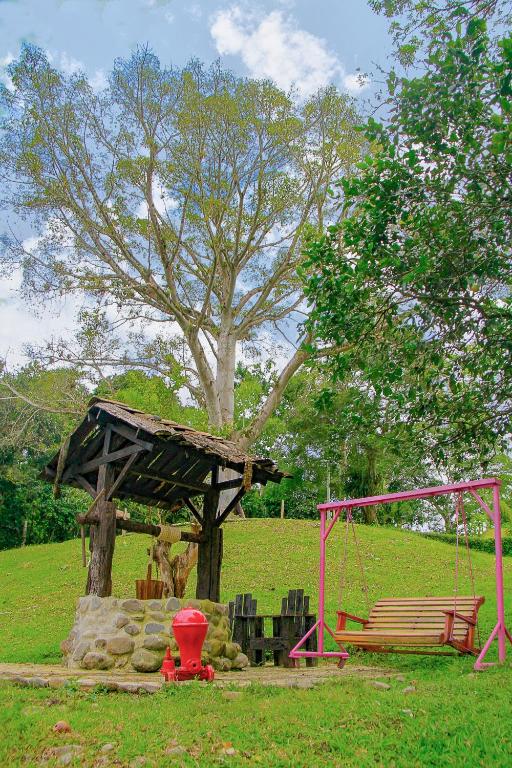 Zahrada ubytování Hotel El Remanso Cartago