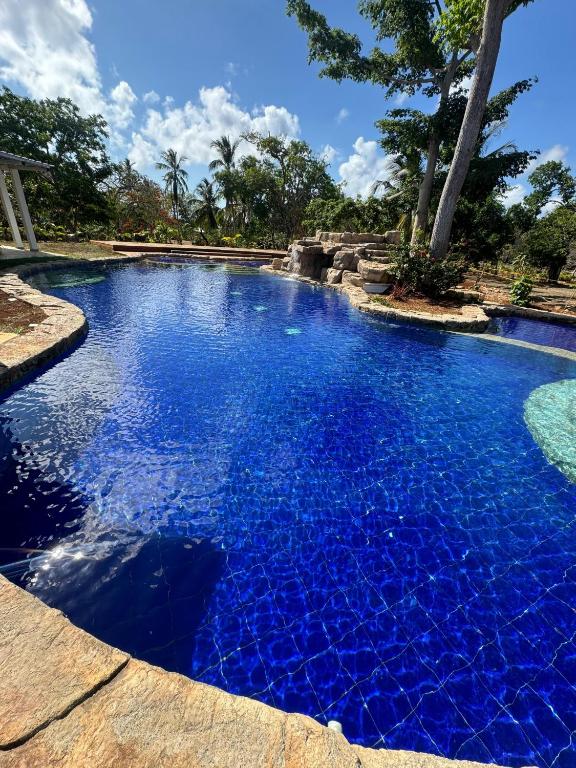 A piscina localizada em Miraflores Boutique Hotel Adults Only ou nos arredores