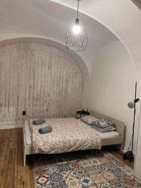 Postel nebo postele na pokoji v ubytování O9A Private room in center Bratislava