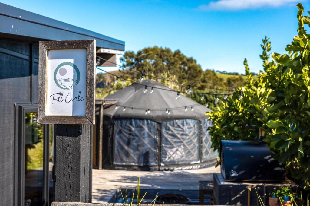 Fotografie z fotogalerie ubytování Obsidian Yurts by Waiheke Pure v destinaci Waiheke Island
