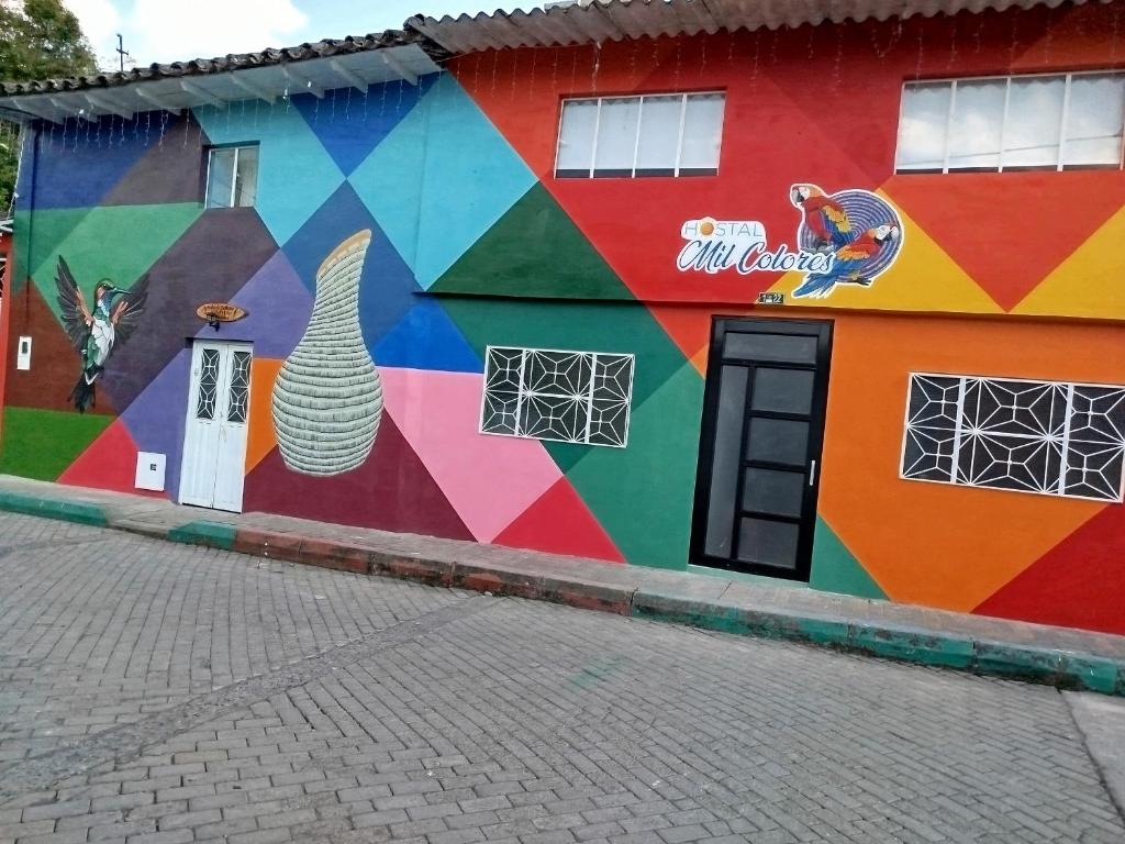 Foto sihtkohas Guacamayas asuva majutusasutuse Hostal mil colores galeriist