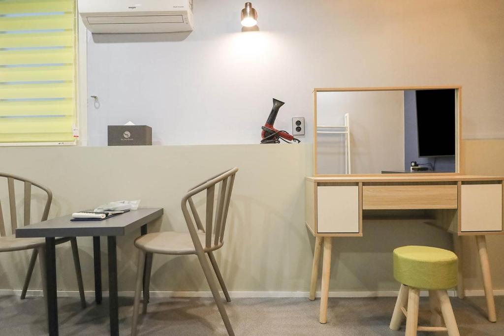 TV a/nebo společenská místnost v ubytování Hotel Stay Q Daejeon