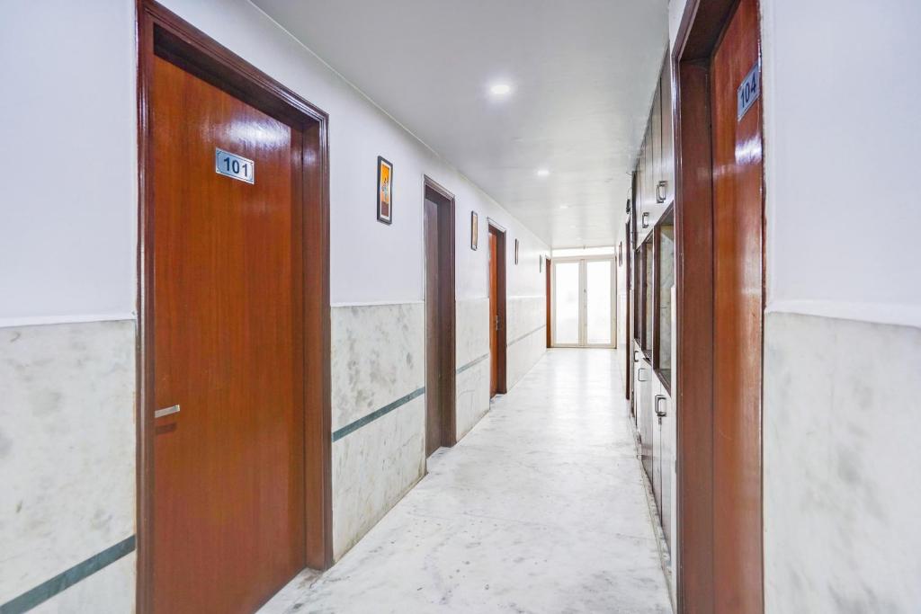Fotografie z fotogalerie ubytování Super Collection O Sector 110 Noida v destinaci Noida