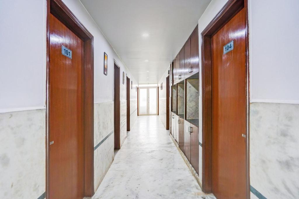 Fotografie z fotogalerie ubytování Super Collection O Sector 110 Noida v destinaci Noida