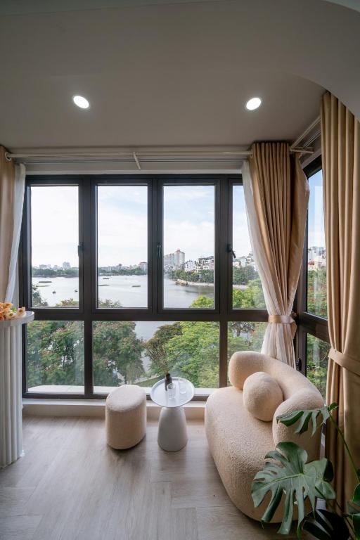Posezení v ubytování Aimee House Homestay Trấn Vũ