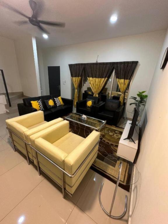 Posezení v ubytování D'Sally Homestay KLIA Sepang