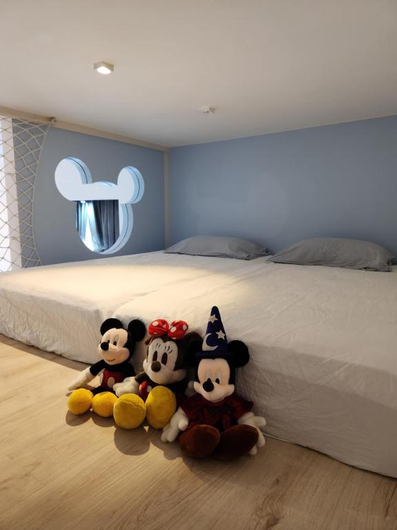 Postel nebo postele na pokoji v ubytování Sunway Grid Mickey House 4-5pax, 8mins to Legoland