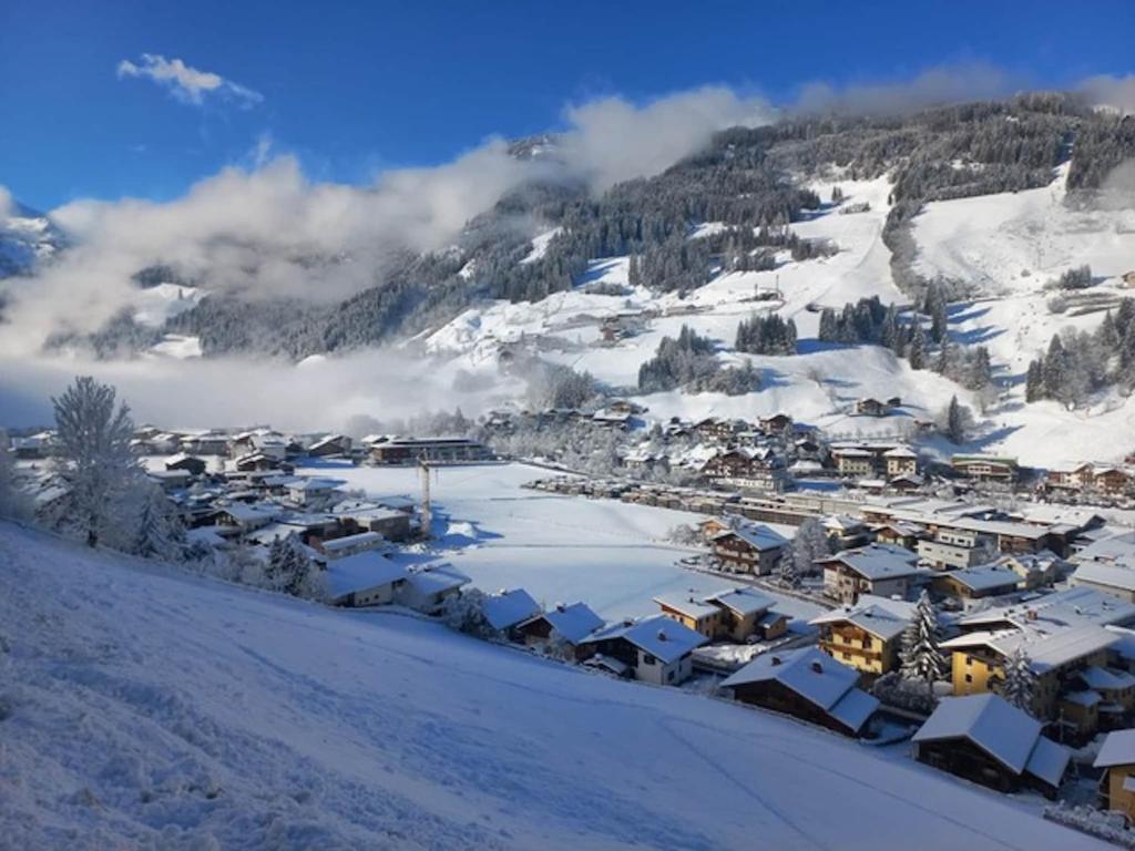 Chalet in Grossarl near Ski Slopes v zime