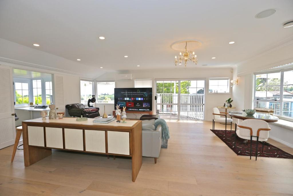 Holiday house in totara park - Resim 20