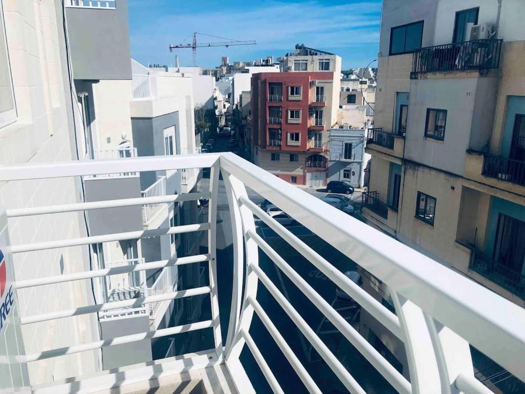 Balkón nebo terasa v ubytování Msida Classic Flat 13, close to Valletta, Sliema & Sea