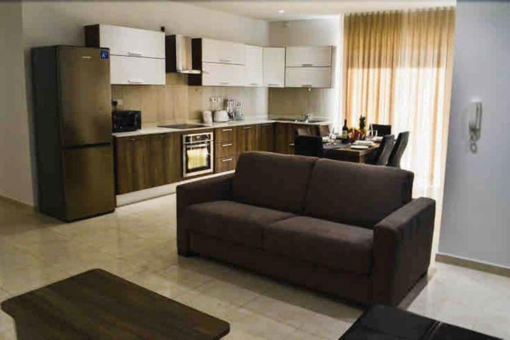 Kuchyň nebo kuchyňský kout v ubytování Msida Classic Flat 13, close to Valletta, Sliema & Sea