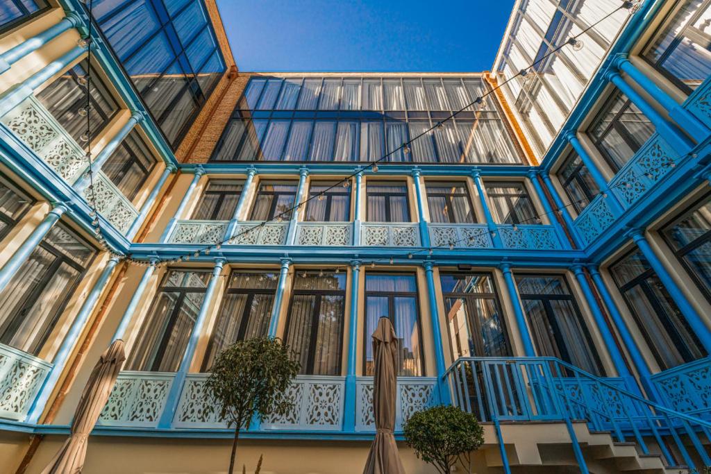 Budova, kde se hotel nachází