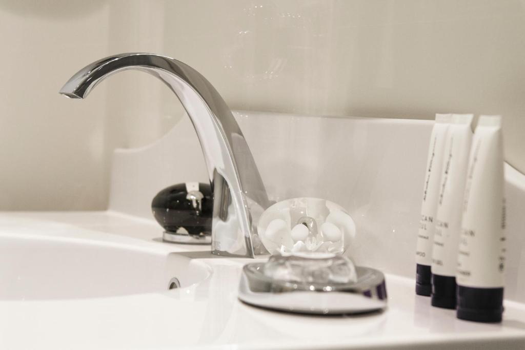 Le Narcisse Blanc - 5