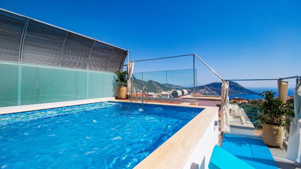 Billede fra billedgalleriet på Kalkan 2 Bedroom Luxury Apartment - 1150 i Kalkan
