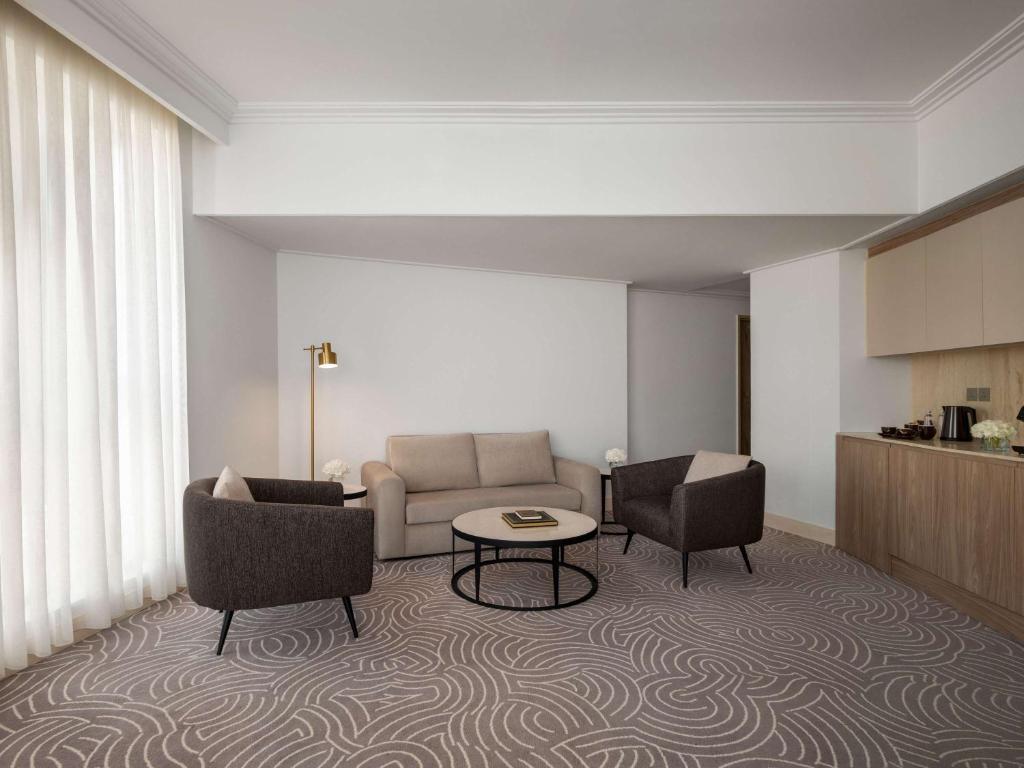 Posezení v ubytování Movenpick Makkah Hajar Tower