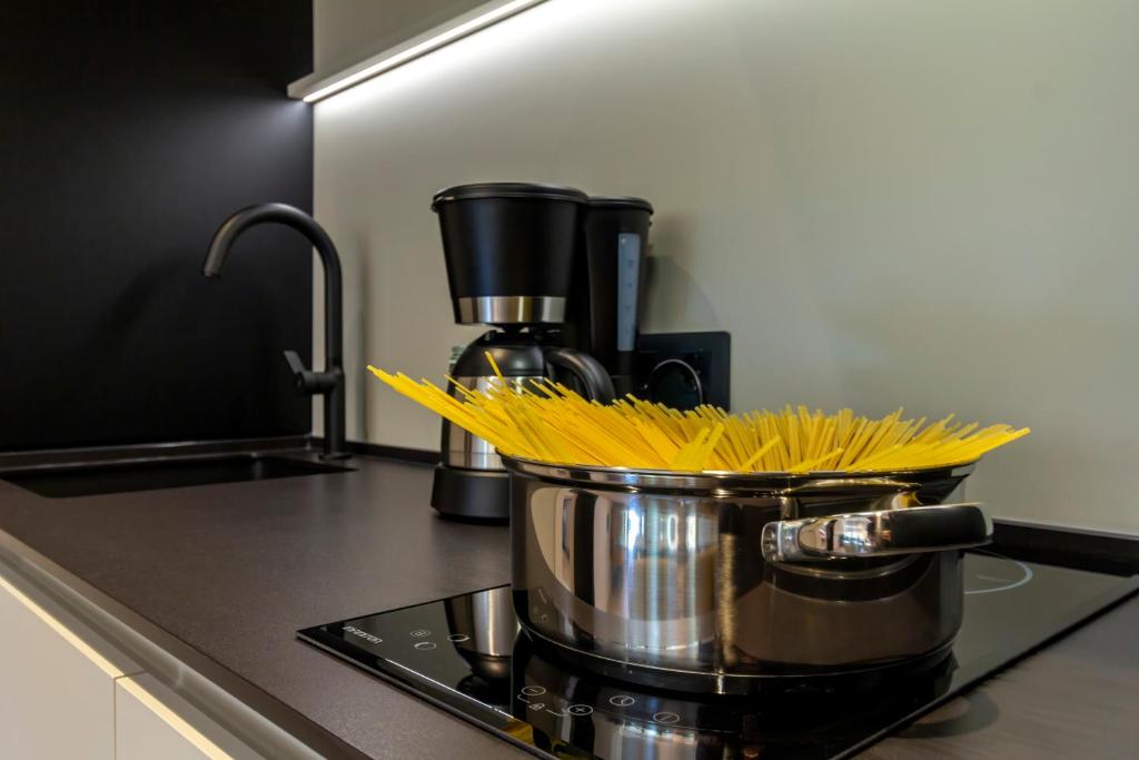 Feelathome Nervión Apartments - 13