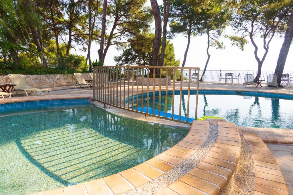 Piscina di Evripidis Hotel o nelle vicinanze