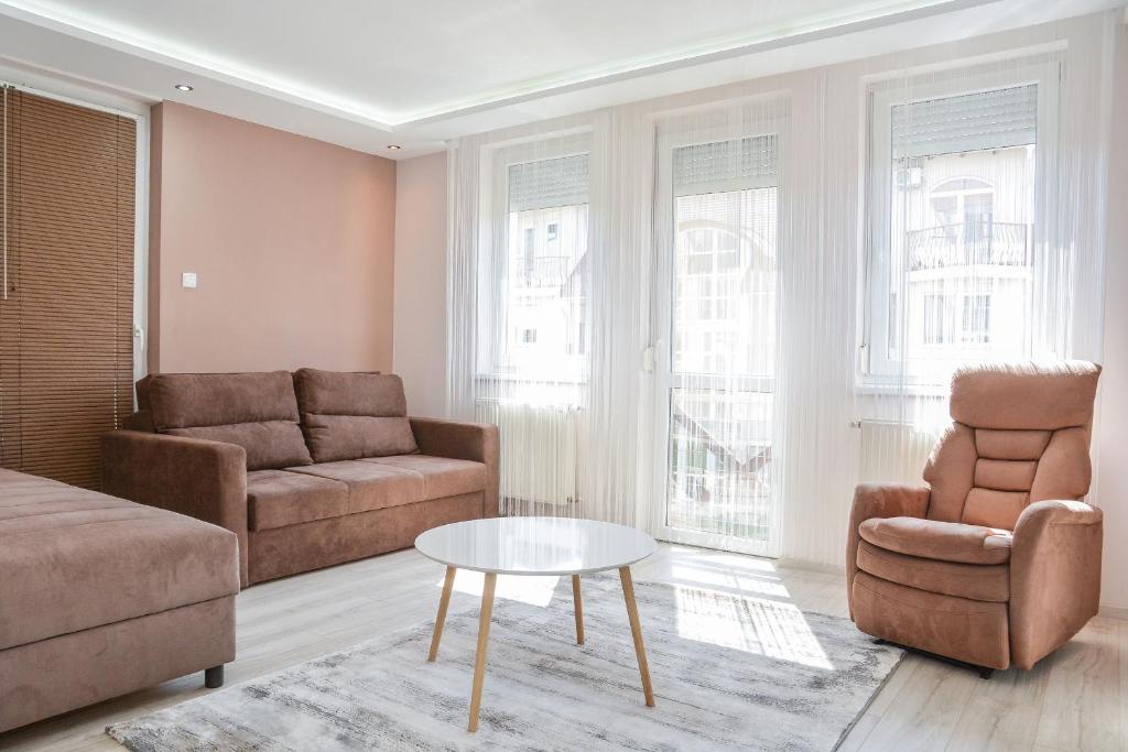 Posedenie v ubytovaní Helga apartman