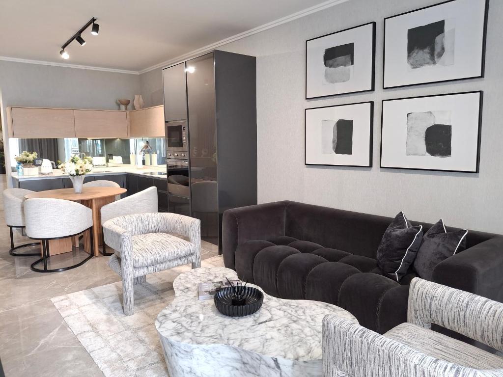 Ellipse Kepler High-Rise 2-Bedroom en-suite Luxury Apartment, Midrand ...