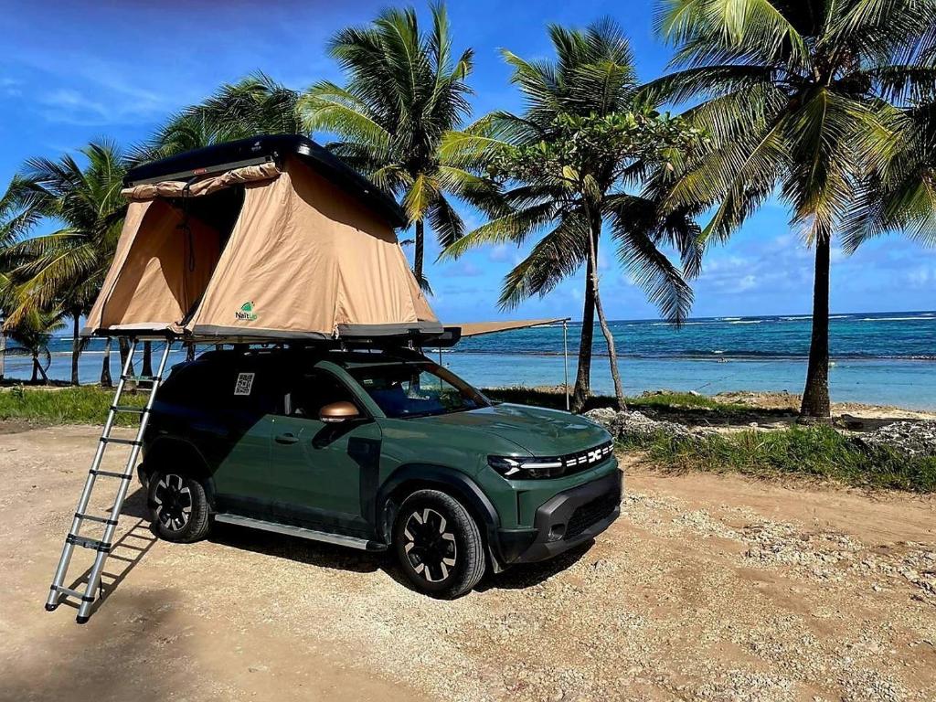 Příroda nedaleko luxury tent