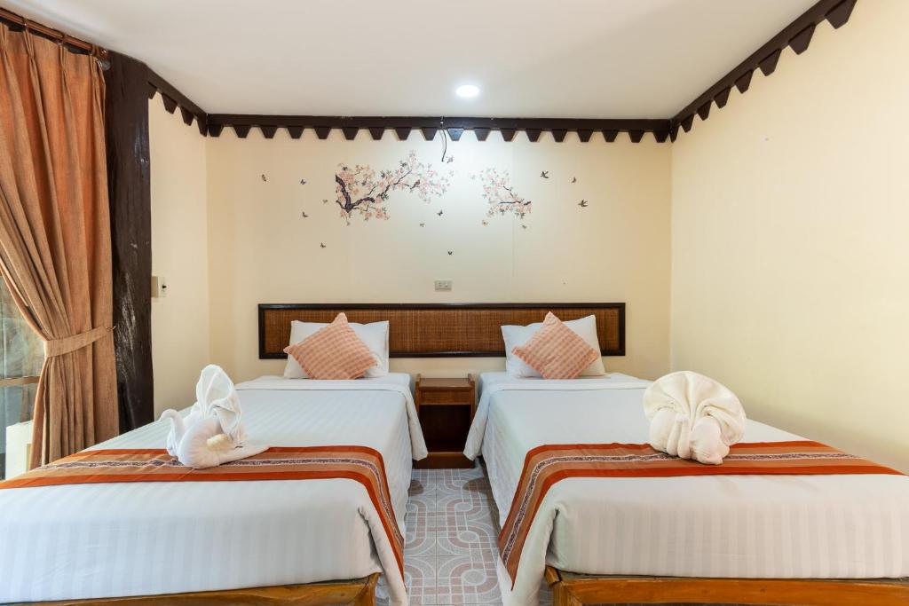 Pung-Waan Resort - Standard Twin Room