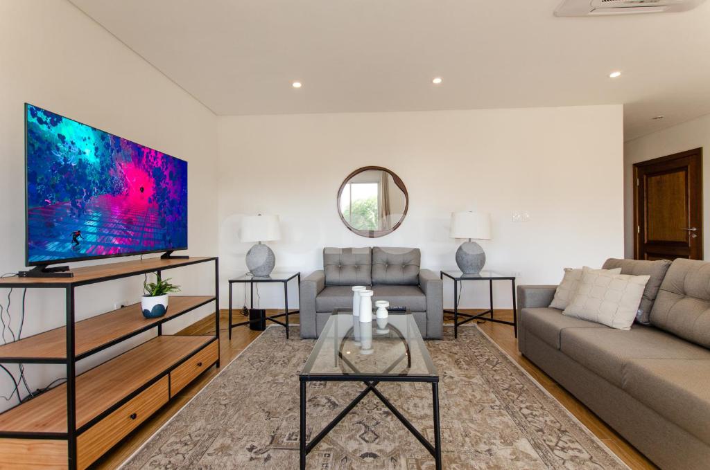 Spacious and elegant 3 bed apt in Villa Morra
