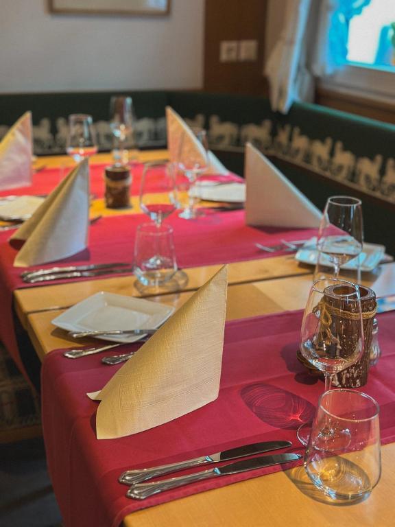 Restaurace v ubytování Hotel Schwarzwald-Resort Rößle
