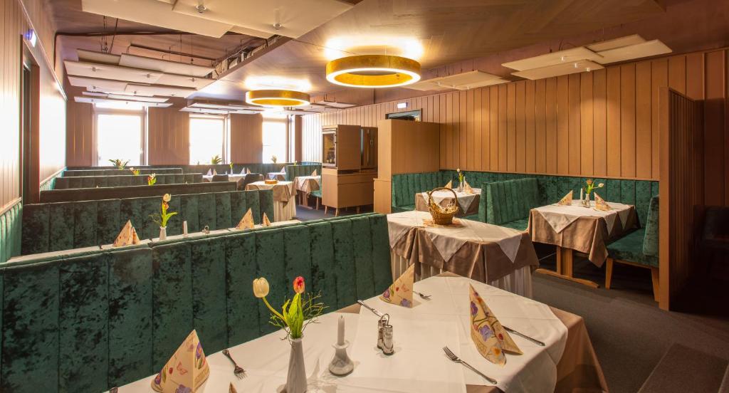 Restaurace v ubytování Stadthotel Raabs an der Thaya