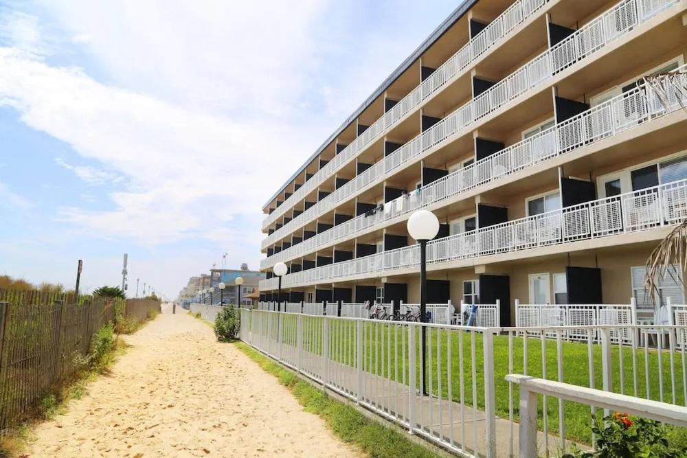 Dunes Suites Oceanfront photo