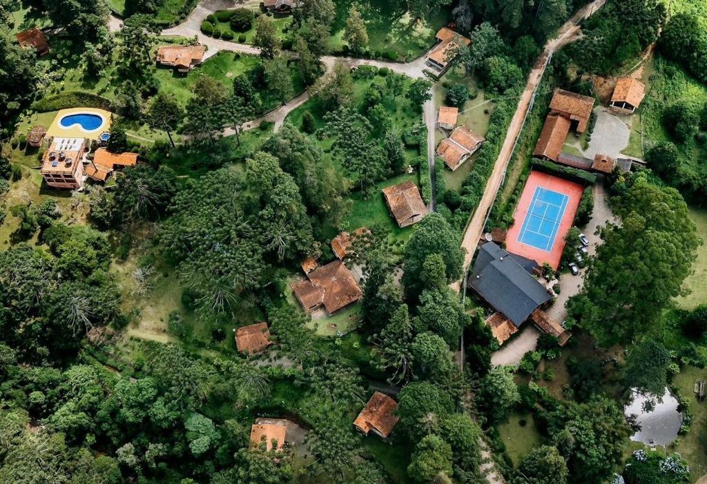 Bazén v ubytování Hotel Fazenda Itapuá nebo v jeho okolí