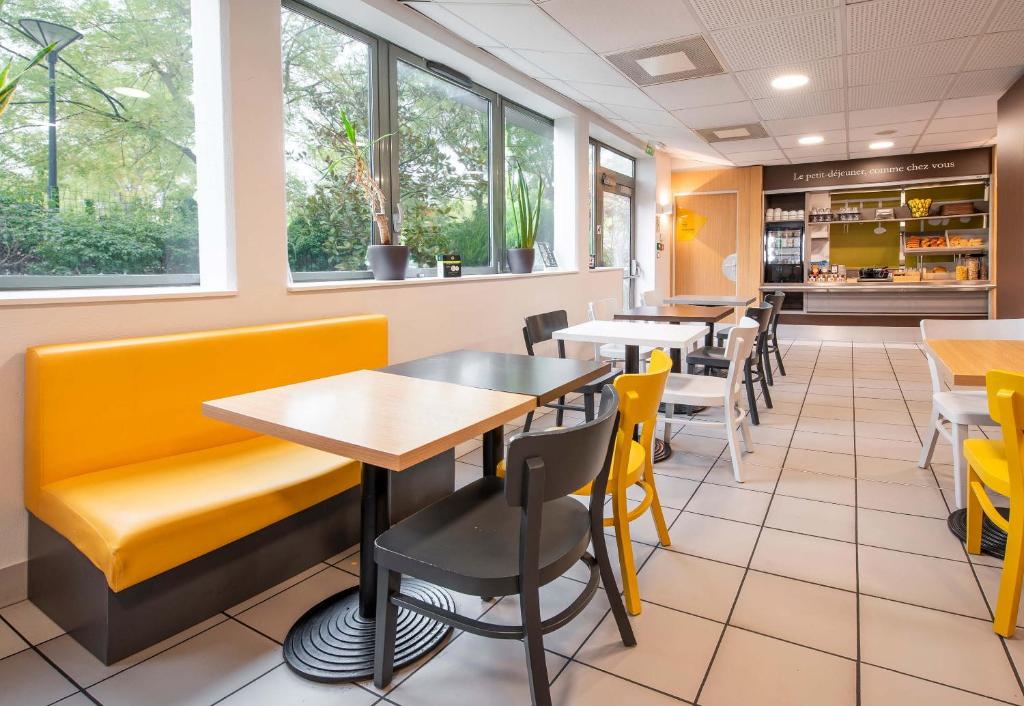 B&B HOTEL Toulouse Basso Cambo - Resim 20