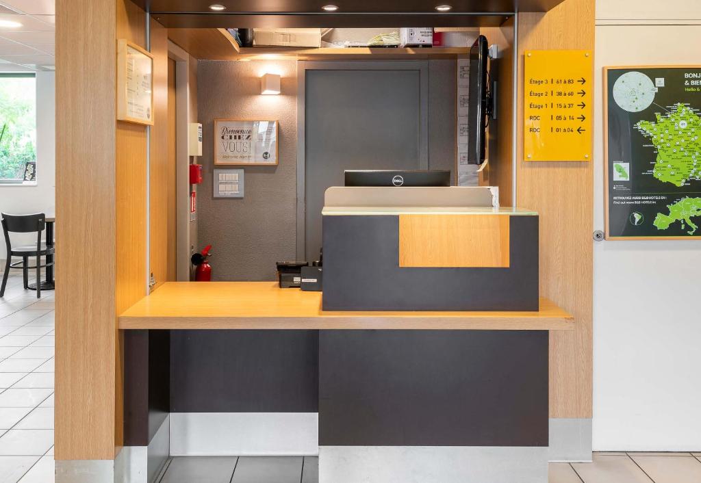 B&B HOTEL Toulouse Basso Cambo - Resim 23