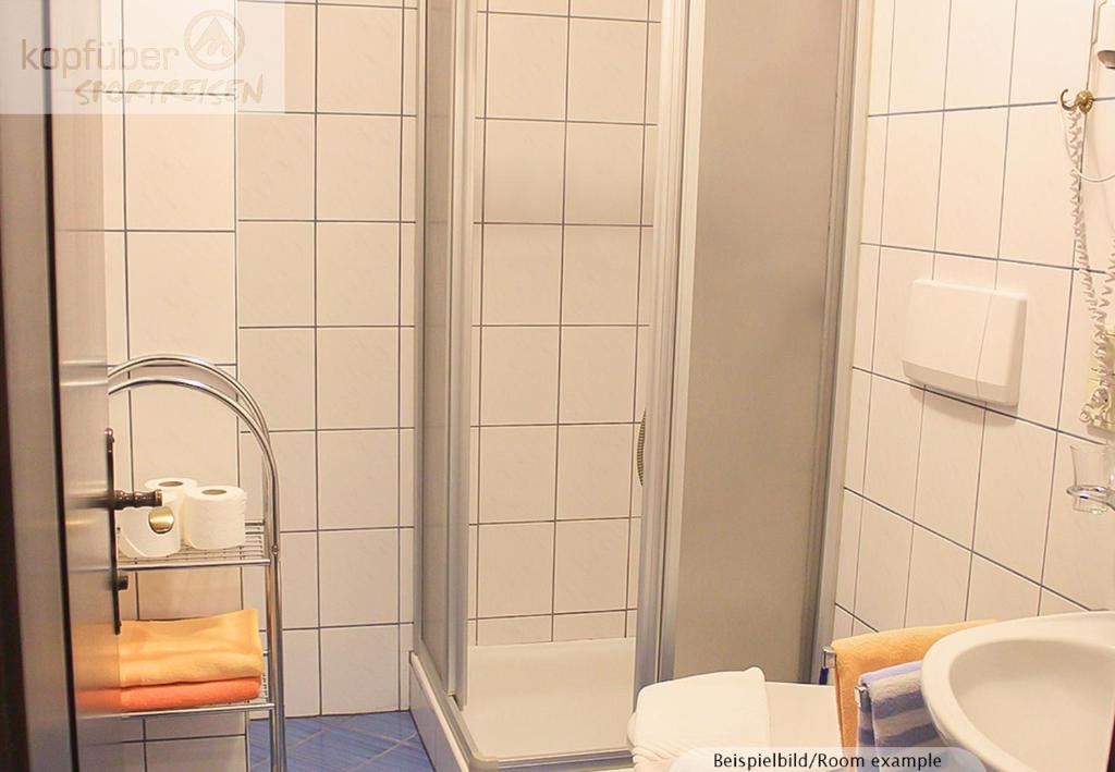 Koupelna v ubytování Edelweißhof