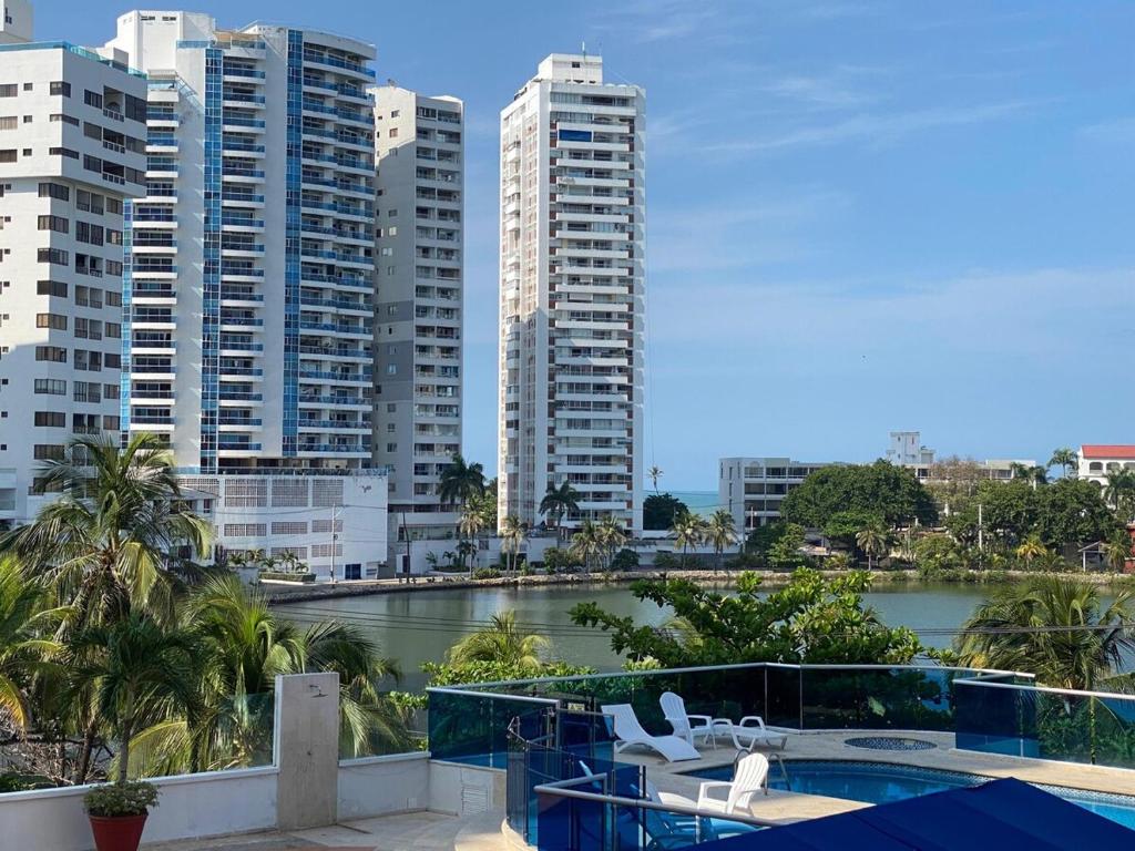 a view of a city skyline with tall buildings at Acogedor Apartamento cerca al Mar in Cartagena de Indias