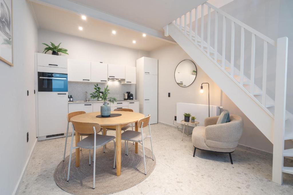 Kuchyň nebo kuchyňský kout v ubytování Gezellig, knusse en gerenoveerde rijwoning 4p