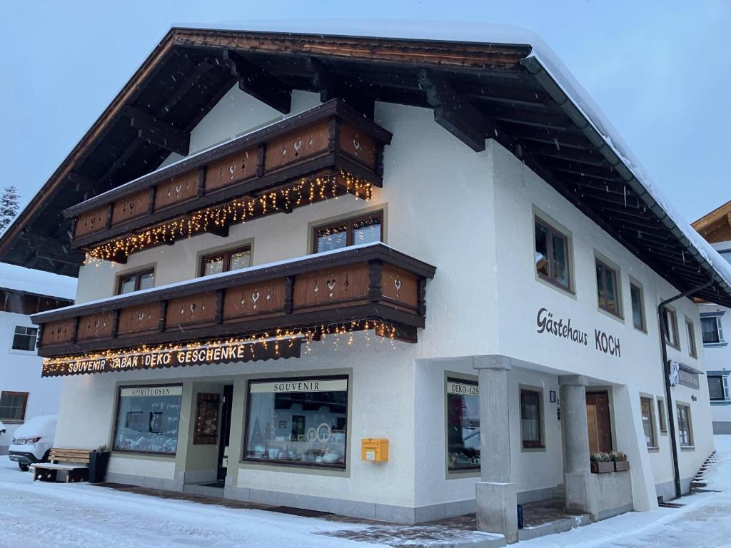 The building in which Az apartmant is located