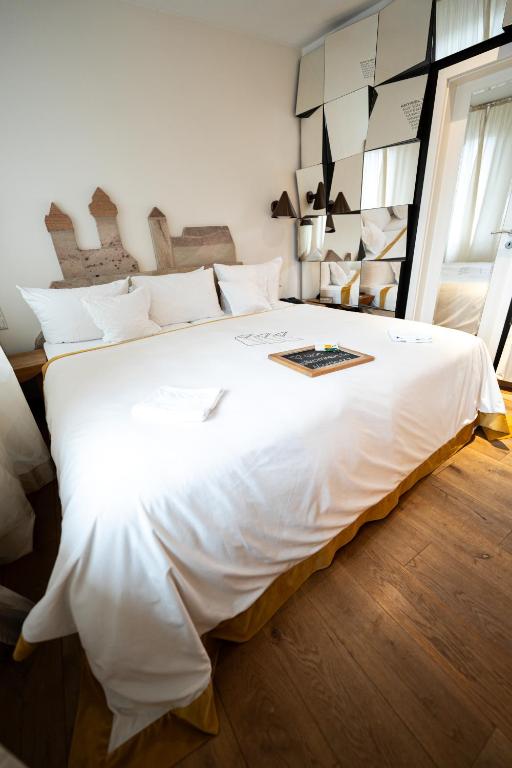 Postel nebo postele na pokoji v ubytování Hotel Drei Raben