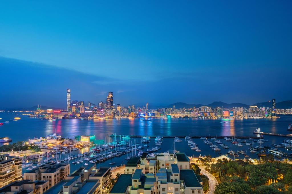 Vista generica su Hong Kong o vista sulla città dall'interno dell'hotel