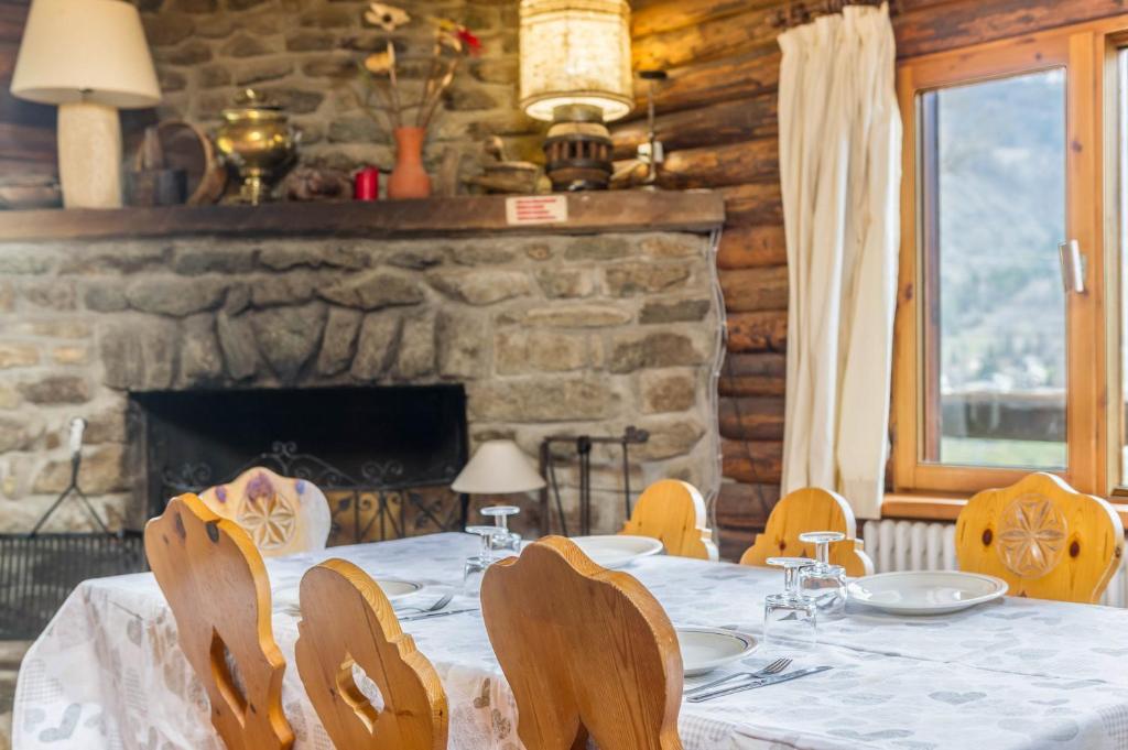Fotografie z fotogalerie ubytování Chalet complet v destinaci Antey-Saint-André
