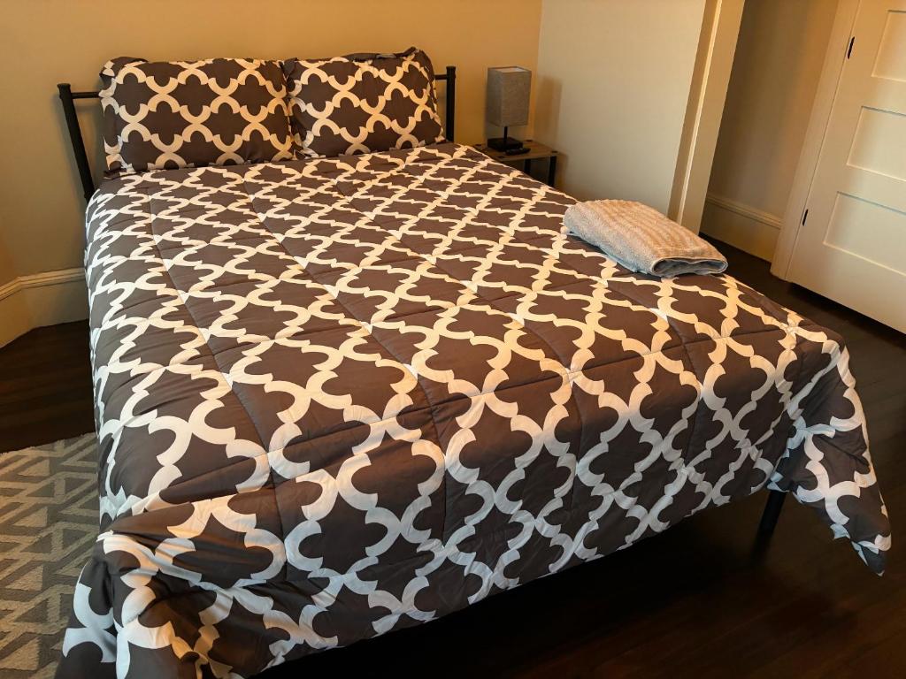 Homestay in Boston Fields Corner Area - 30 days M photo