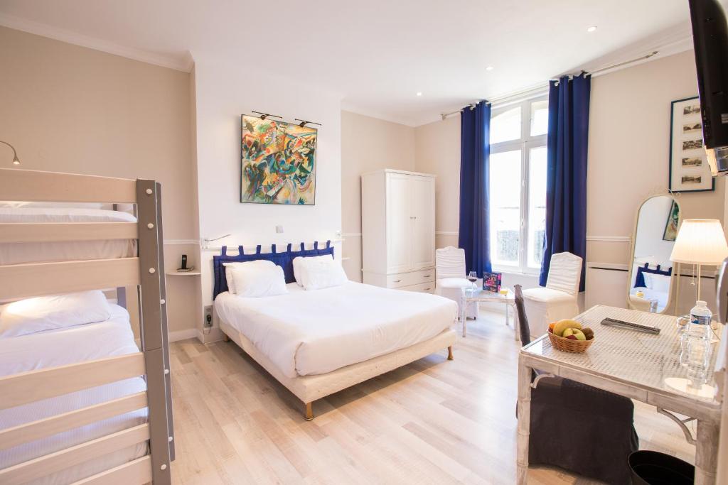 Fotografie z fotogalerie ubytování Chenal Hotel v destinaci Beauvais