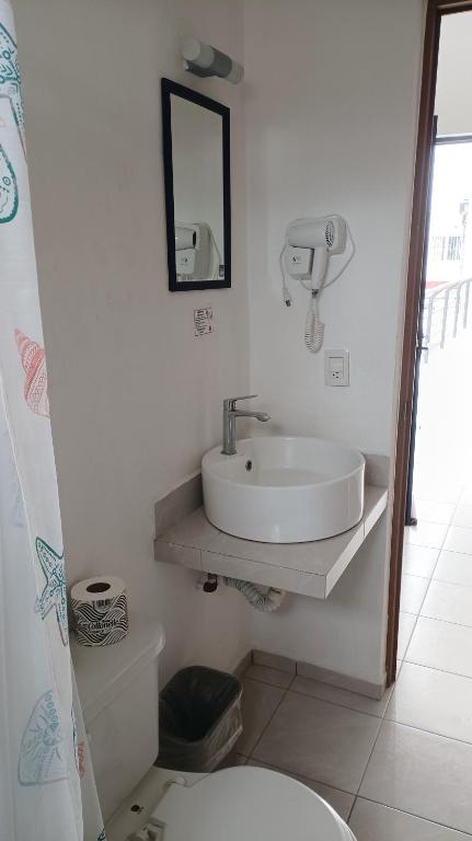 Bagno di Tauch Cancún Centro
