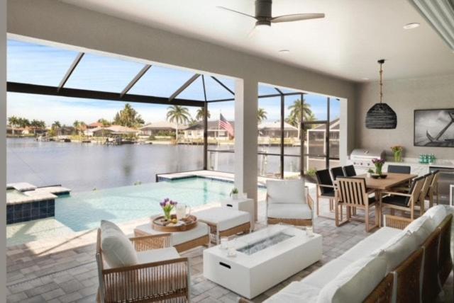 Galeriebild der Unterkunft Bougee Waterfront with Salt Water Pool, Spa, and Game Room in Cape Coral