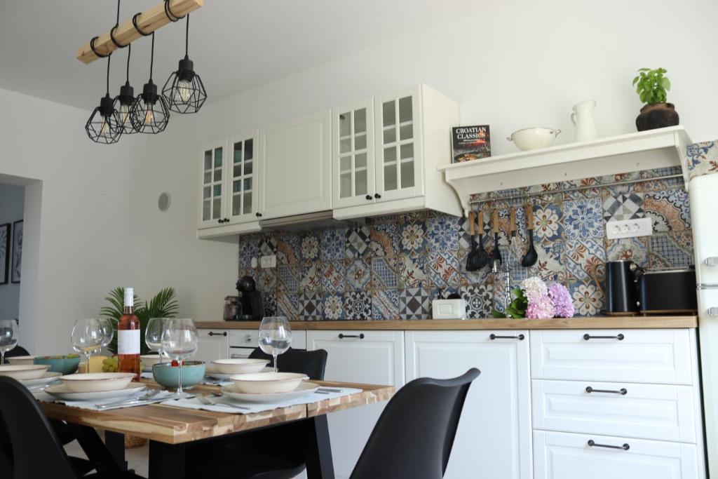 Dapur atau dapur kecil di Mediteranska oaza