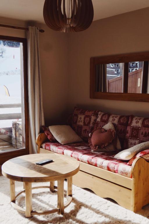 Posedenie v ubytovaní Appartement Courchevel la Tania
