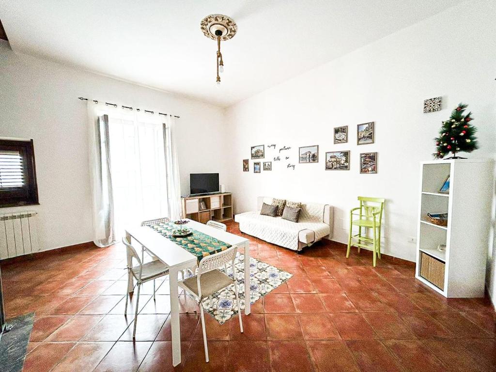 Posedenie v ubytovaní Sikelia Apartment