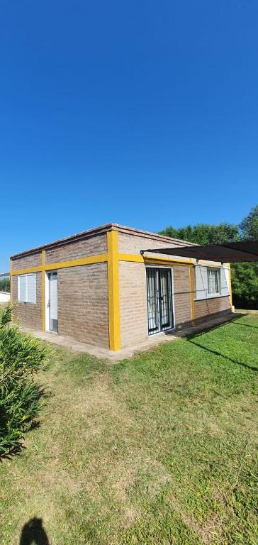 Το κτήριο όπου στεγάζεται  η παραθεριστική κατοικία