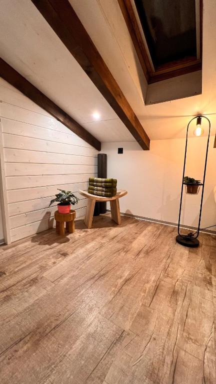 Fotografie z fotogalerie ubytování Cozy Alpine Attic v destinaci Savièse